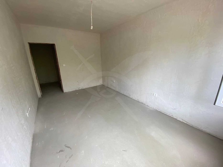 Продава се Двустаен апартамент в Пловдив, Остромила - 71 кв.м за 1267 €/кв.м - Снимка #4