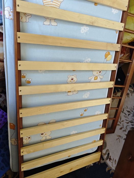 Манеж массив дерево с маятником