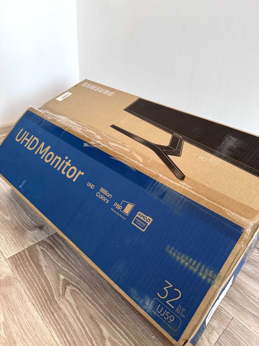 Монитор Samsung UJ59
