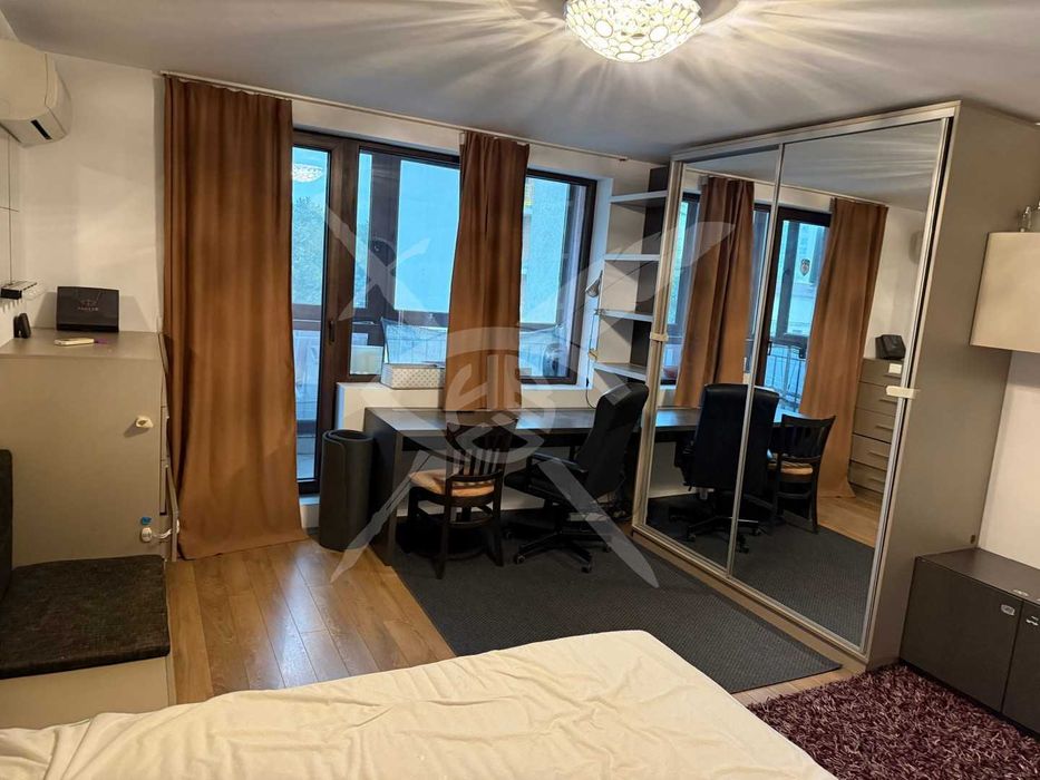 Дава се под наем Тристаен апартамент в София, Полигона - 117 кв.м за 1000 € - Снимка #1