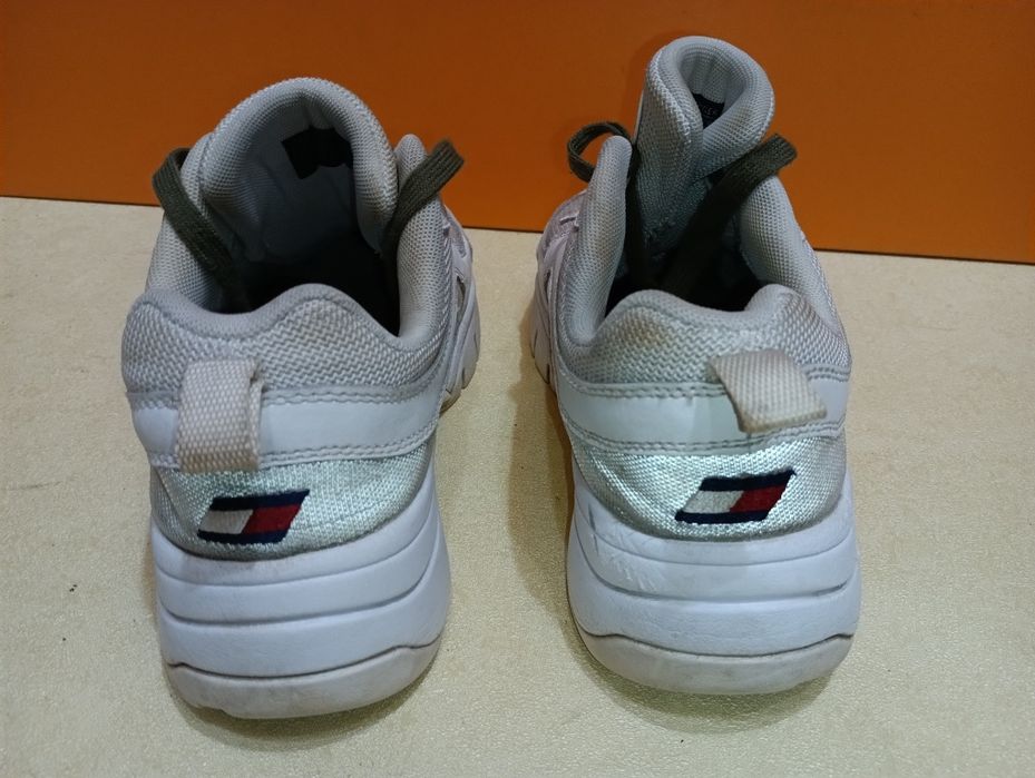 Hilfiger N 40 - 19 лв