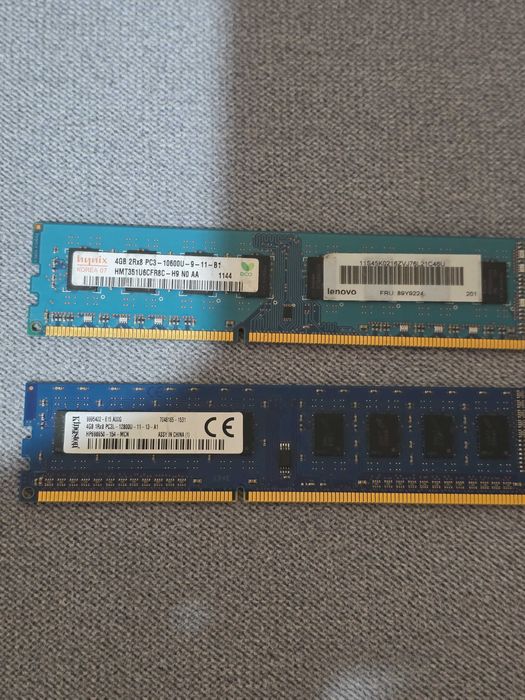 Vind 2buc DDR3- 4gb bucata se vind toate la prețul afisat.