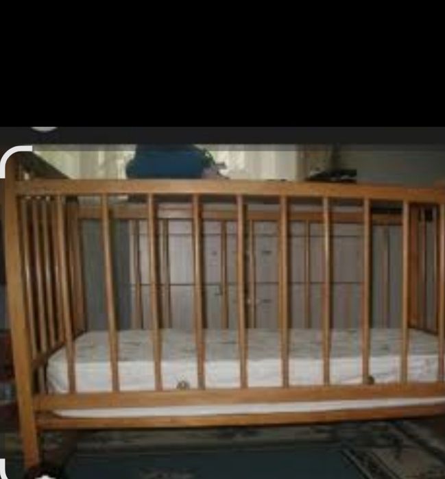 Продам детскую кроватку