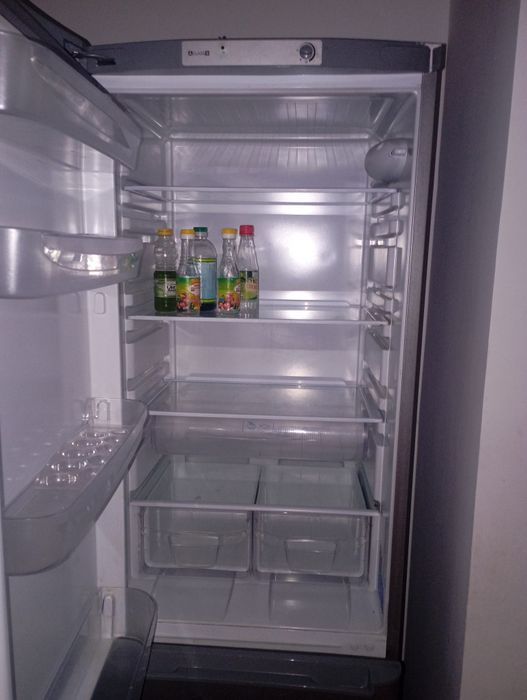 Холодильник,индезит