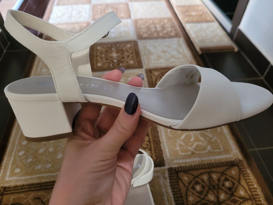 Sandale albe piele naturala-38 noi