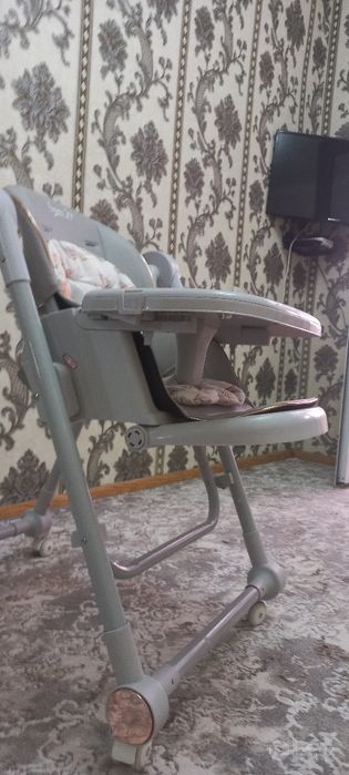 Болалар овкатланиш столи 3в1 ва качеля