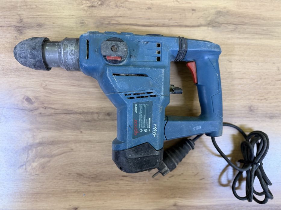 Перфораторы (2 шт) — рабочие, мощные, недорого