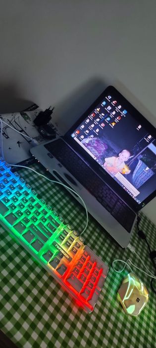 Ноутбук toshiba срочно