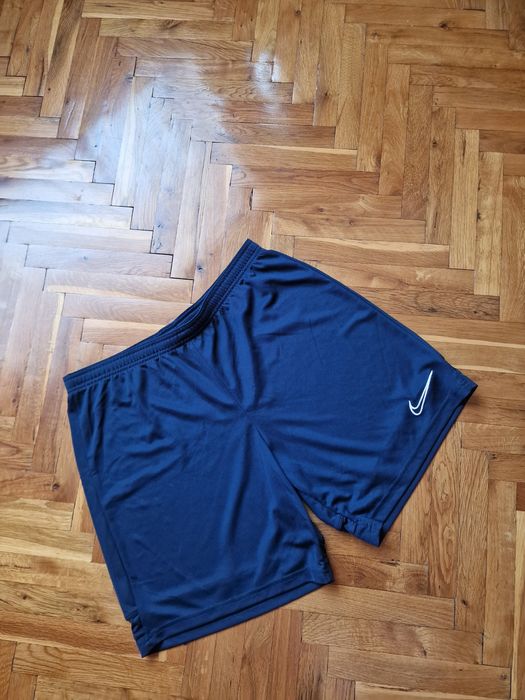 Страхотни мъжки къси шорти NIKE размер L
