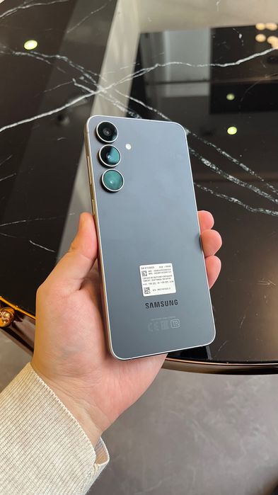 Samsung S25 FE 8/128