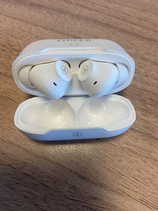 Casti bluetooth ryght