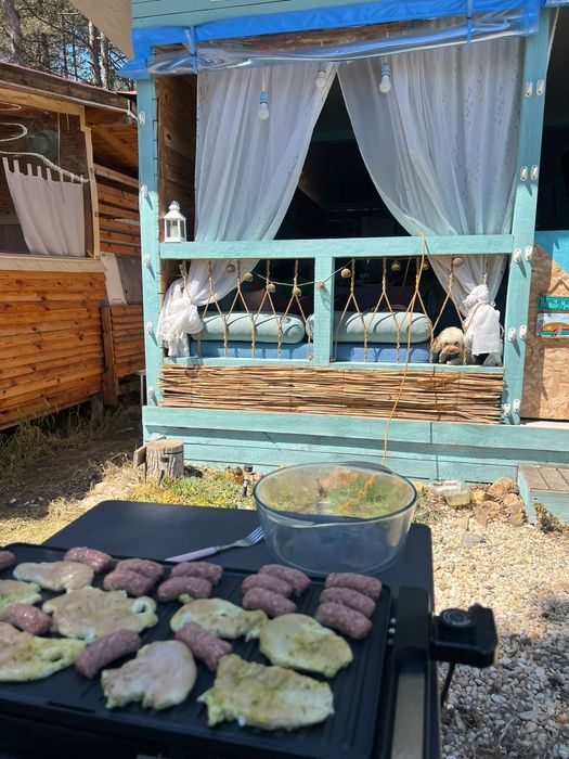 Продавам каравана на Къмпинг Созопол Еко