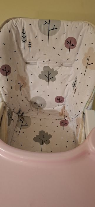 Стол за хранене .