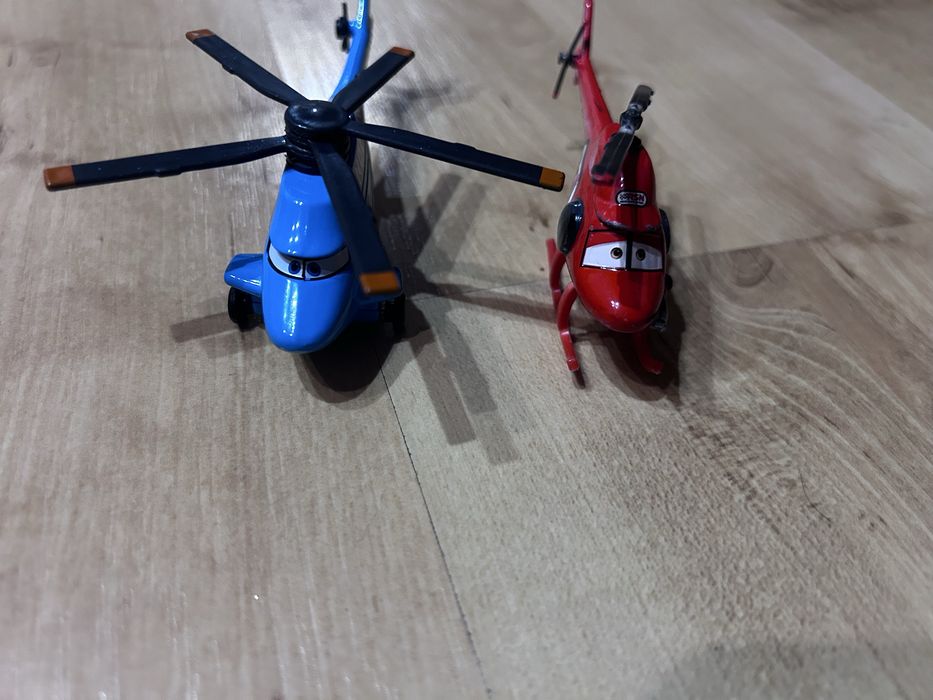 Самолетите и колите Disney cars и  Dusty/ Дъсти от филма Самолетите