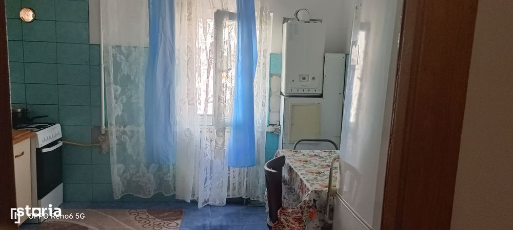 Apartament 3camere de vânzare