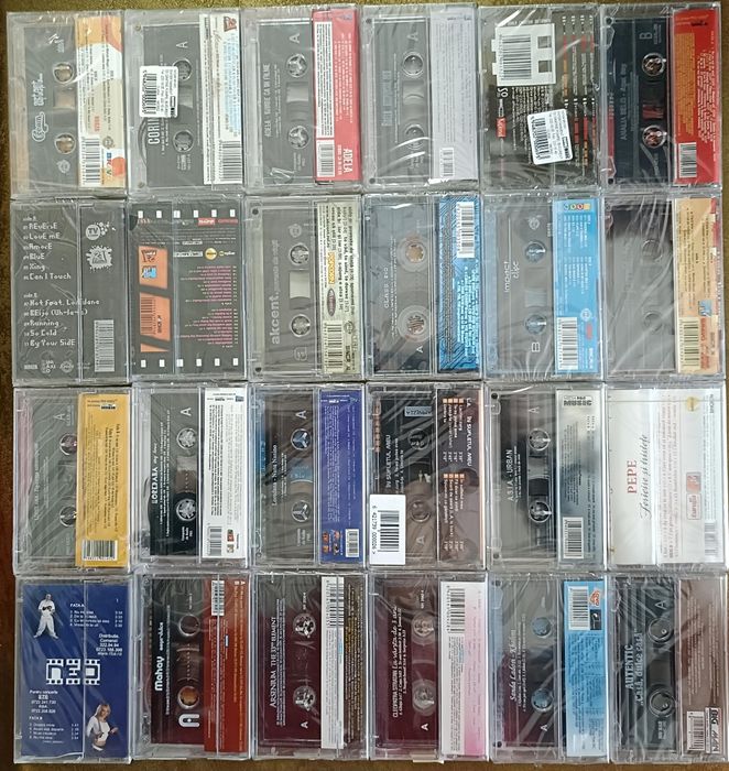 Casete audio sigilate cu muzică Pop, Dance, Rock
