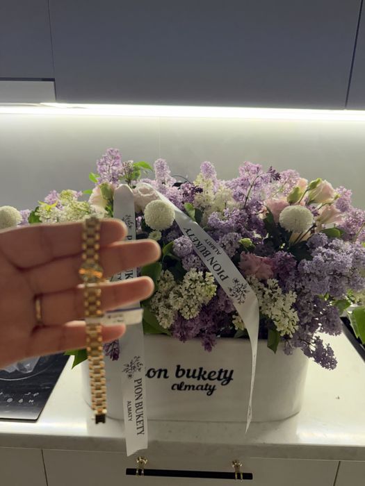 Огромный букет цветов