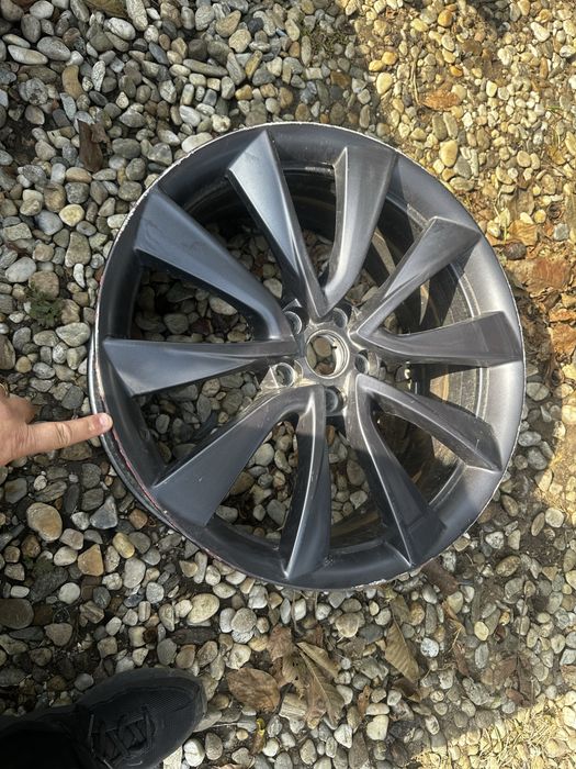 Jantă tesla model 3.cod:1044227-00-D.