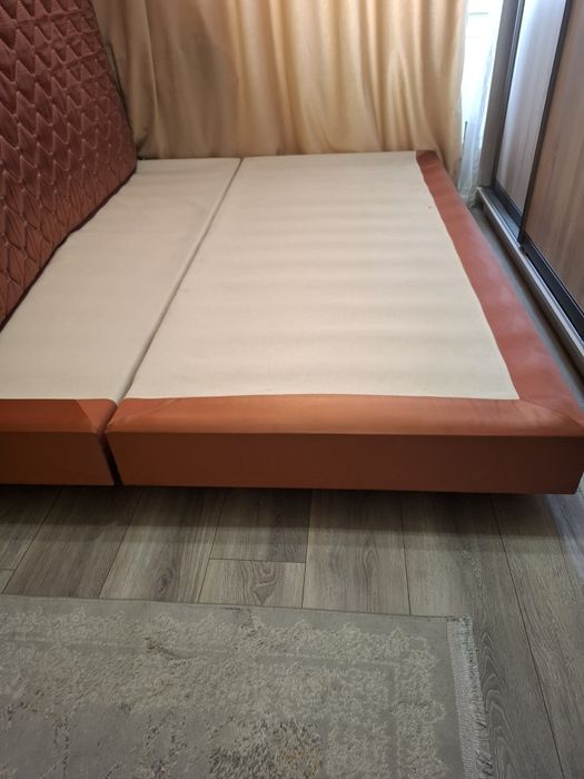 Кровать с матрасом СРОЧНО