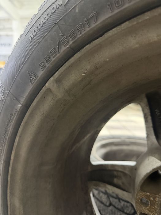 Продам диски с шинами на Bmw