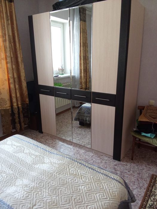 Продам  спальный гарнитур