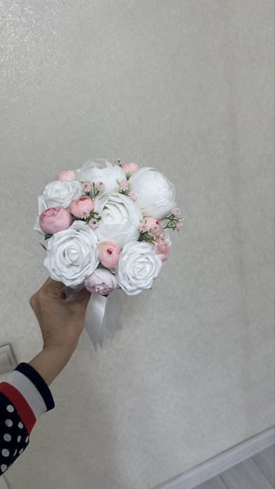 Продам свадебные букеты