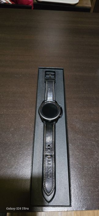 Samsung Galaxy Watch 3 с 4 каишки и инструмент за верижки