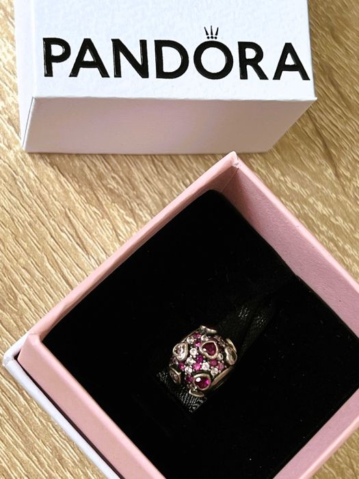 Оригинални талисмани за грина Pandora - Пандора