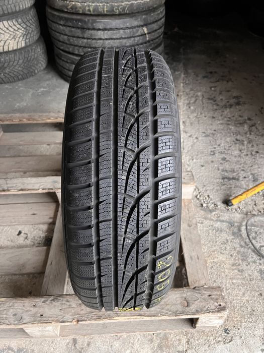 1 anvelopa iarna 205/60/15 , hankook , 8 mm