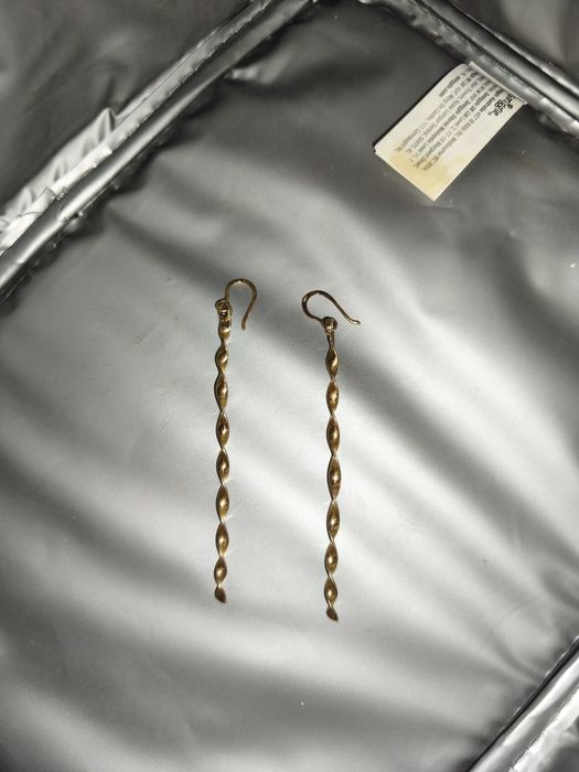 Продам стильные серьги висячки