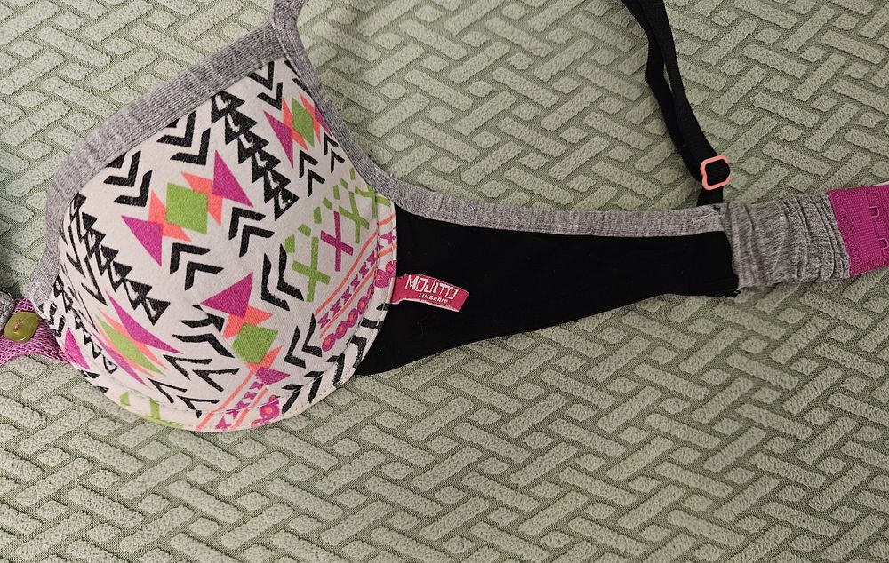 Бюстие "Nike" 8-10 г.