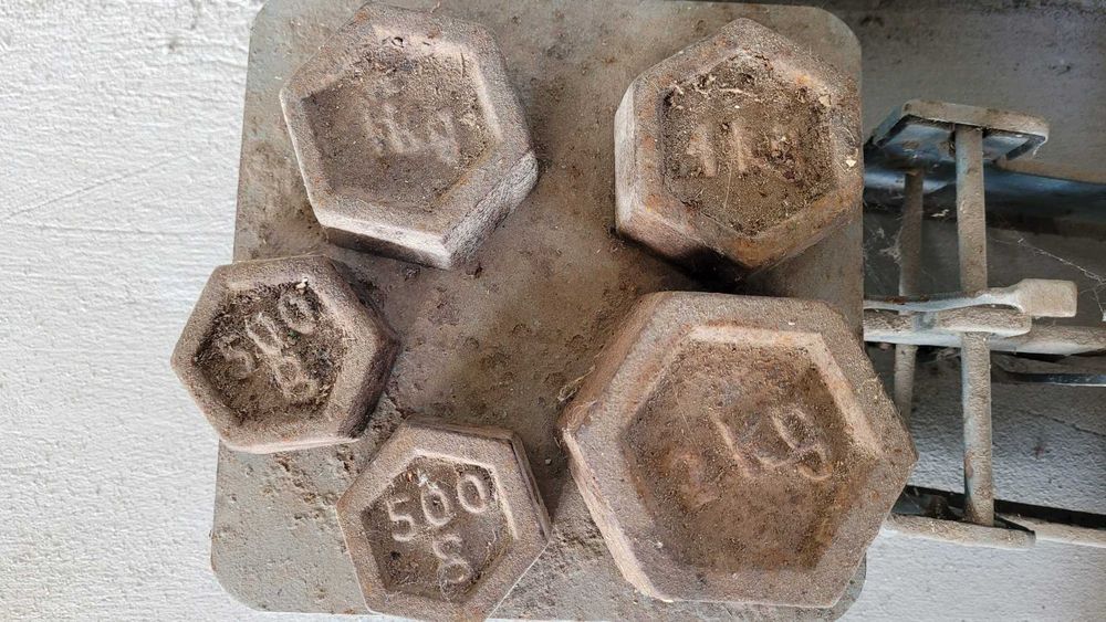 Cantar vechi cu greutati