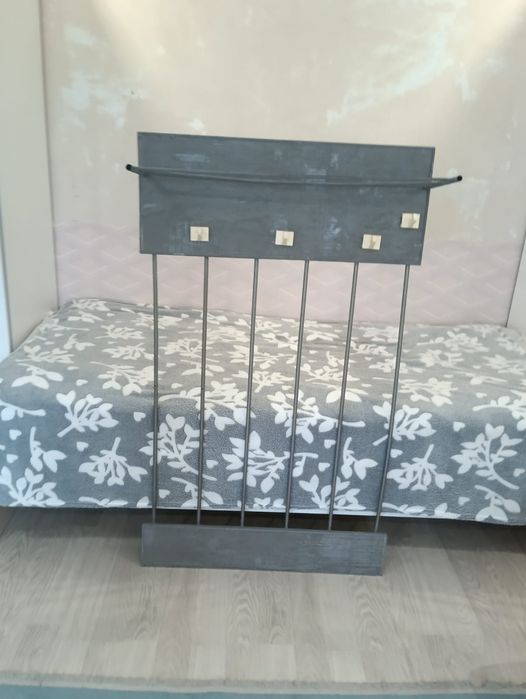 Вешалка для прихожей