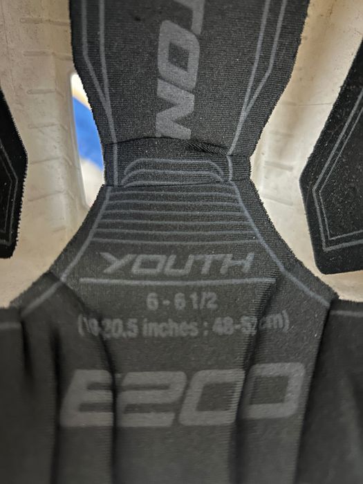 Детский шлем хоккейный 48-52р