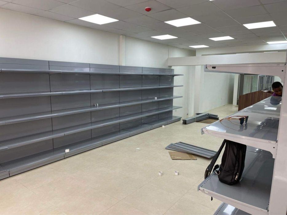 Lichidare Stoc Rafturi Metalice - Inchidere magazin