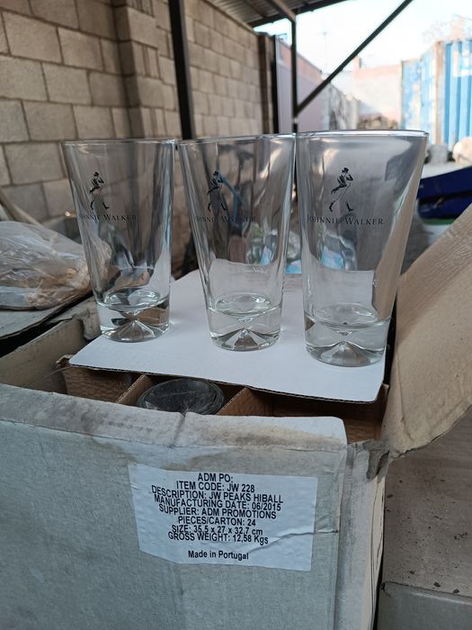 Продам стаканы абсолютно новые