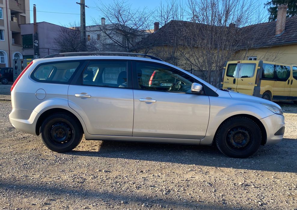 Vând Ford focus 2008