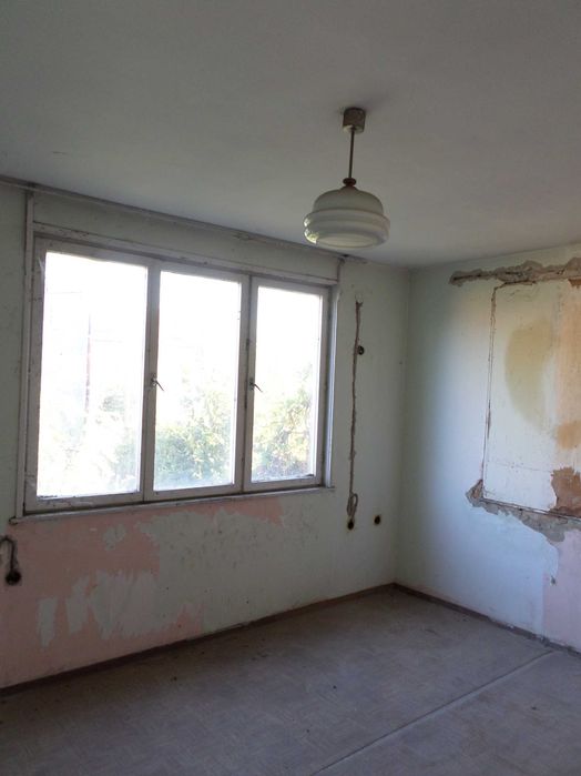 Продава се Къща в Бургас, Меден рудник - зона В - 246 кв.м за 314 €/кв.м - Снимка #3