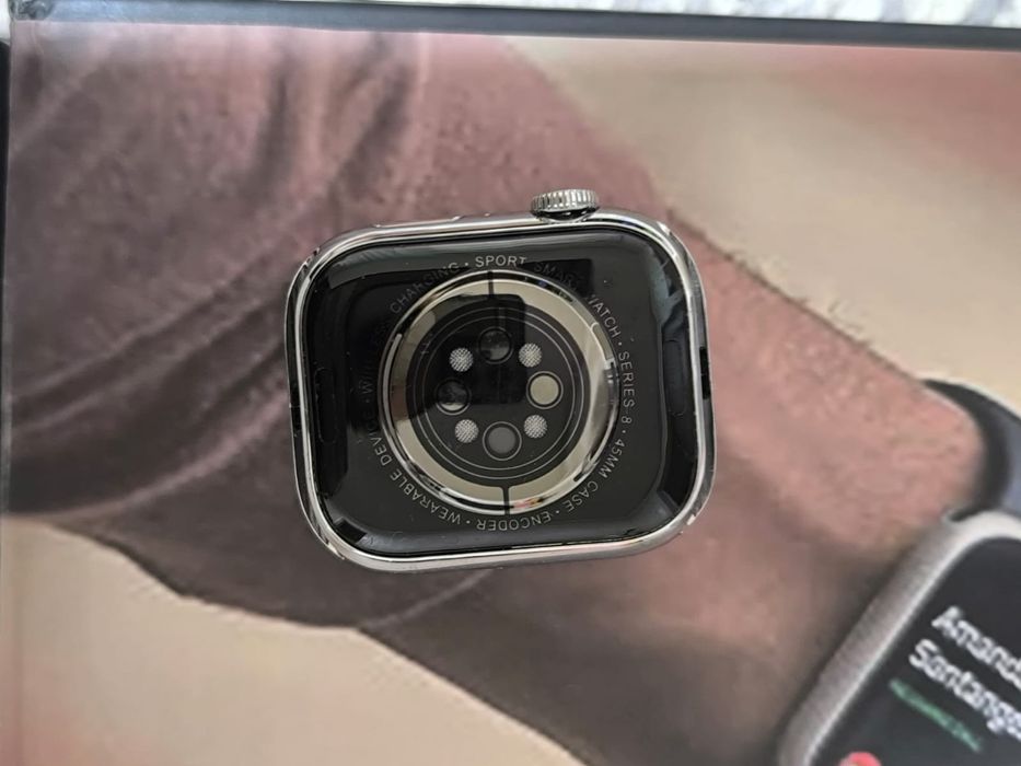 Apple watch с ремешками