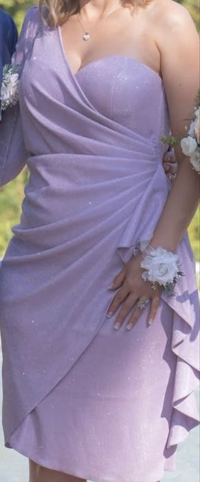 Официална рокля