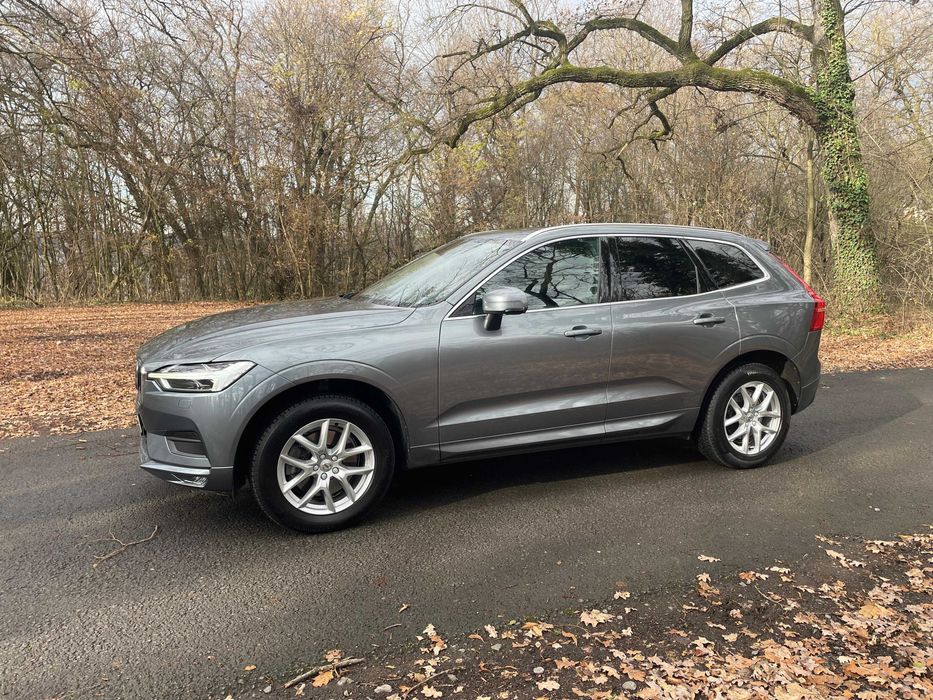 VOLVO XC60 B4 Diesel AWD, Momentum Pro Mild-Hybrid Pavilion Panoramic