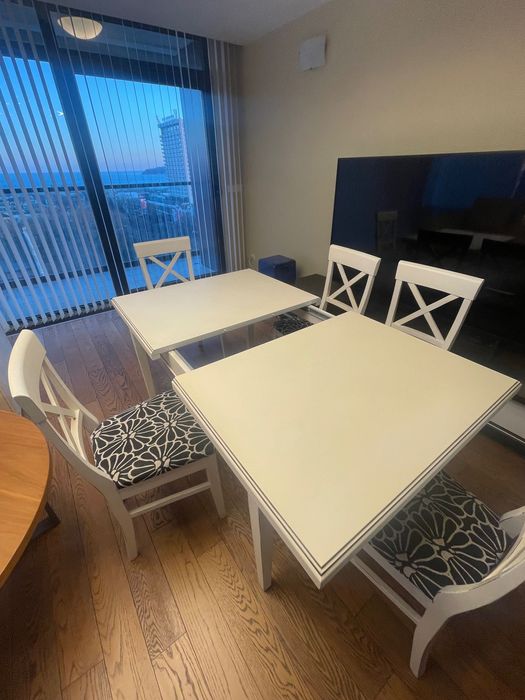 Комплект маси и столове