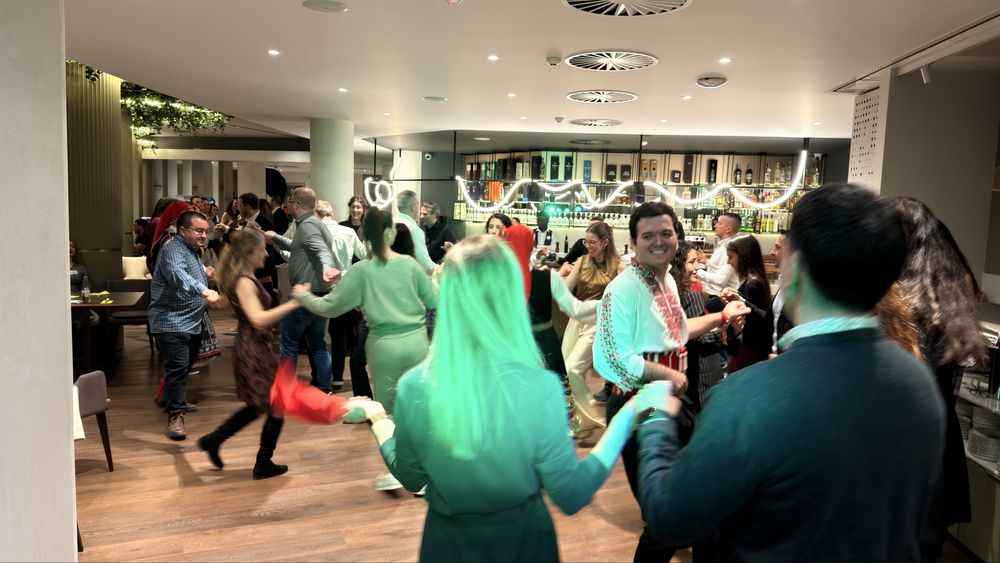 DJ за Вашия празник!