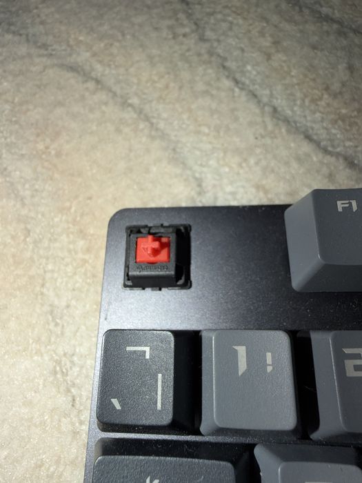 ROG Strix Scope PBT/ Logitec G502 Hero