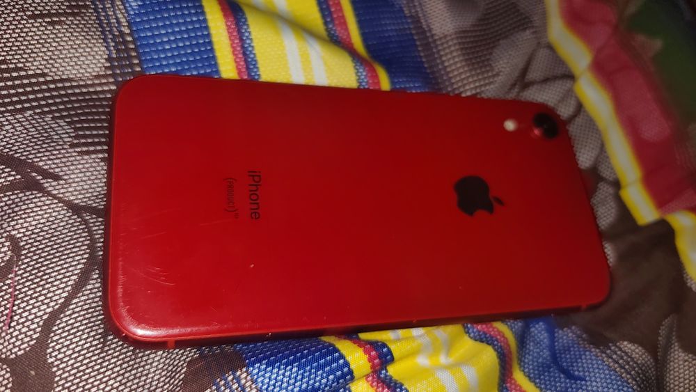 Продам телефон срочно!