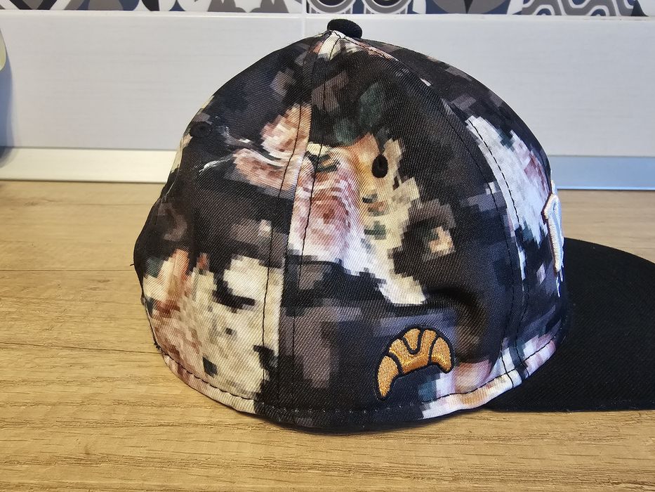 Sapca Cayler & Sons Paris Fuckin' Cité Snapback Floral Digi Camo