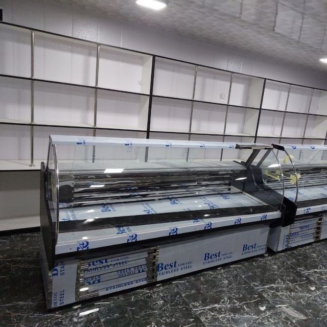 Витрина холодильник