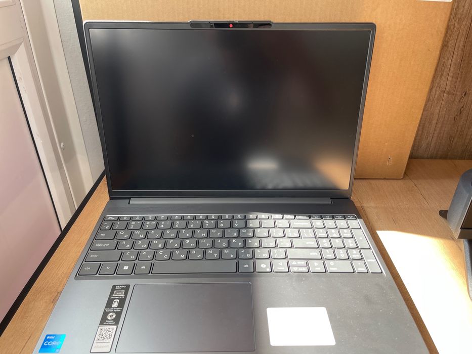 Ноутбук Lenovo SLIM