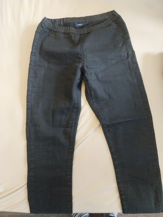 Дънки, лот 8 бр 28-32 номер