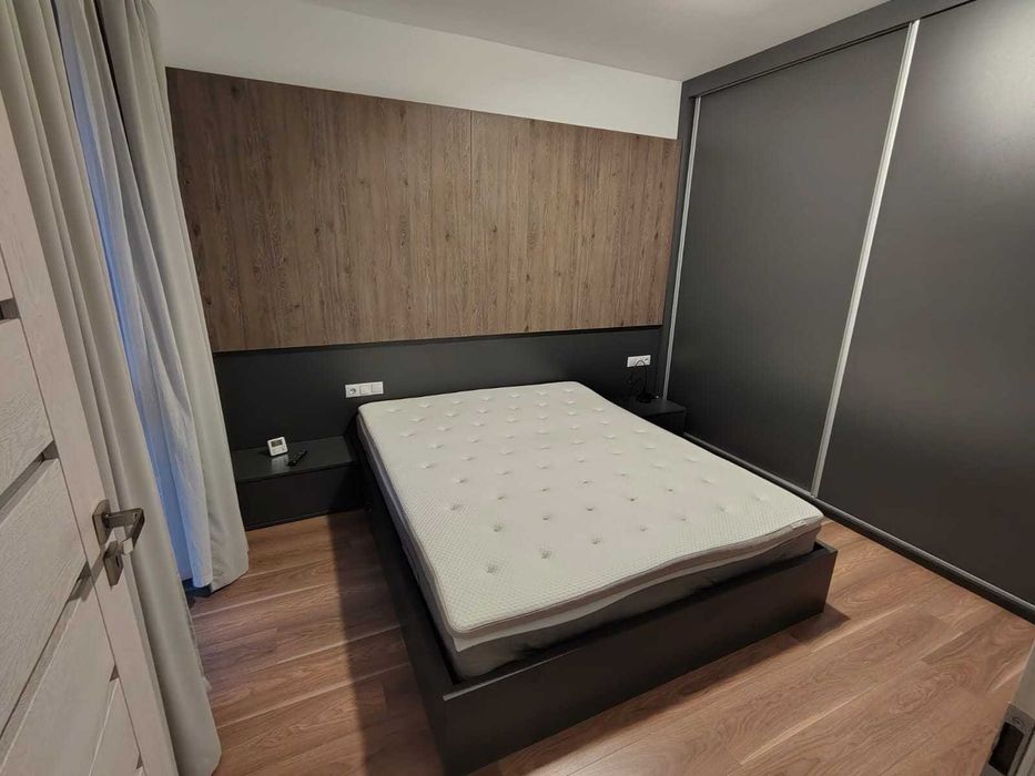 Inchiriez apartament ultracentral in bloc constructie noua